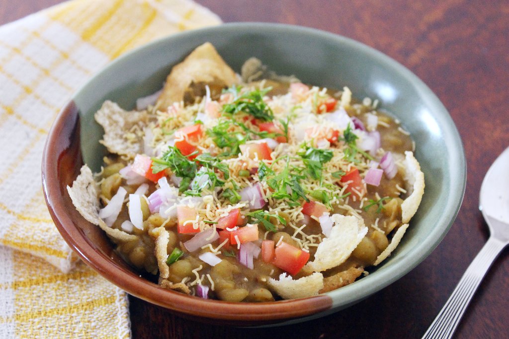 masala puri chaat