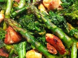 Stir fry Asparagus and broccoli with hazelnuts