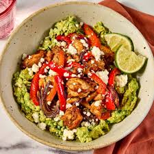 Chicken guacamole bowl