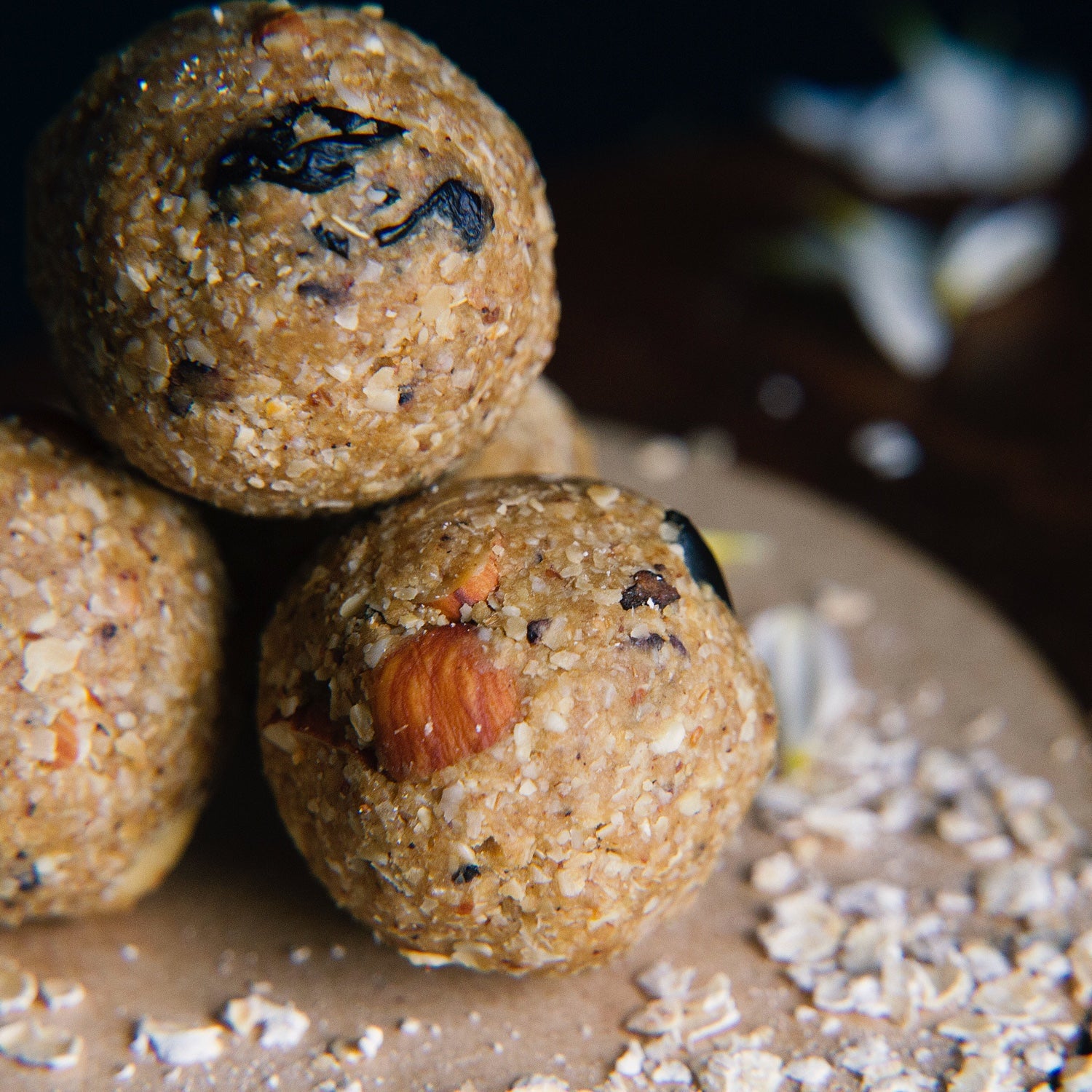 Oats nuts ladoo