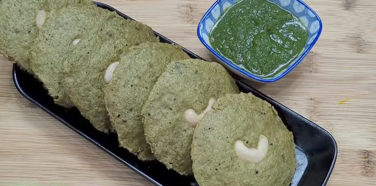 Bajra spinach idli