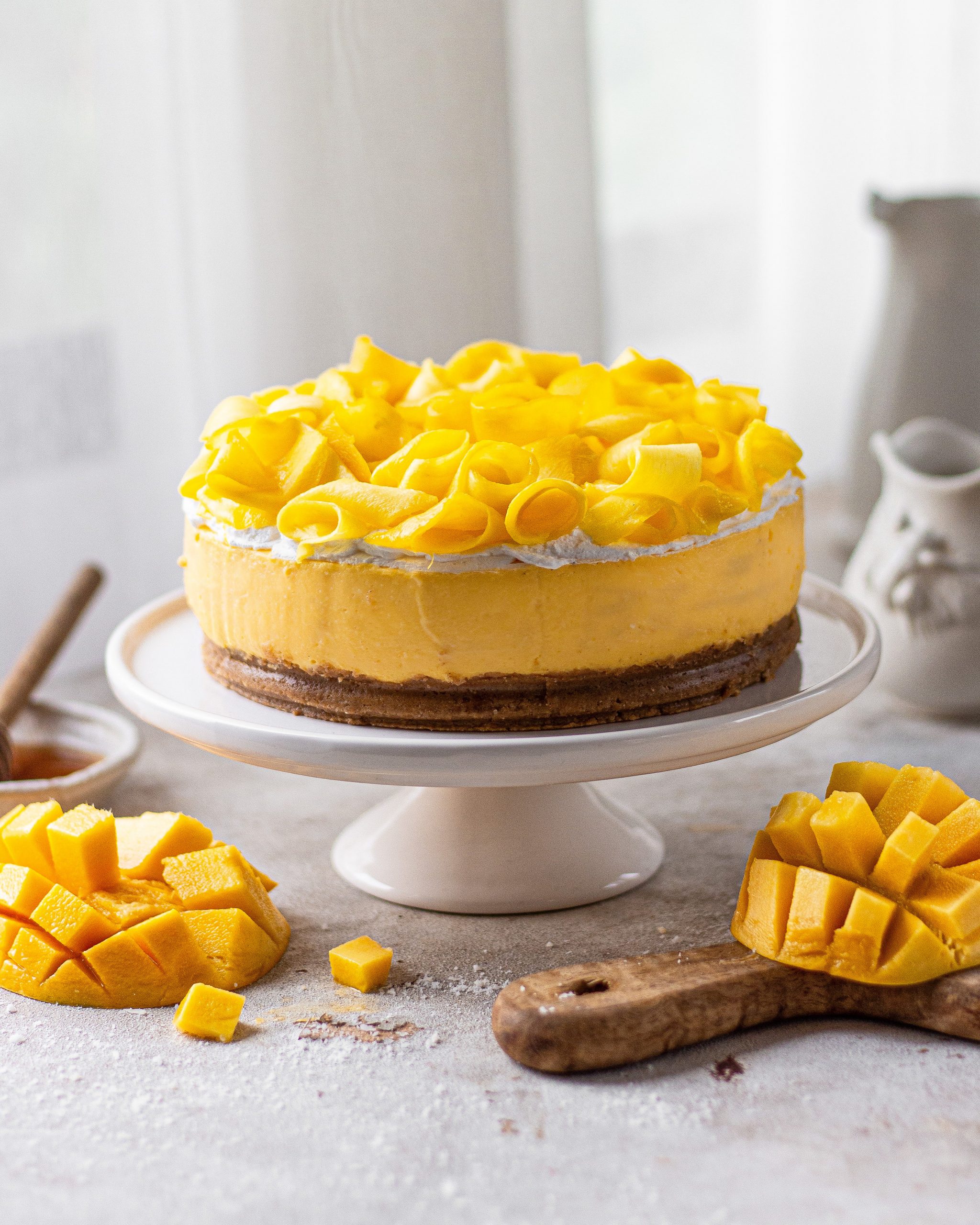 Eggless Mango Cheesecake