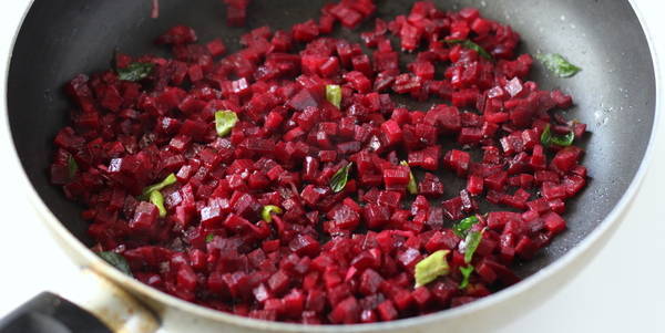 BEETROOT PORIYAL