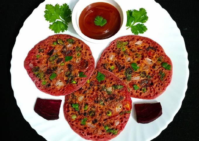Beetroot Uttapam